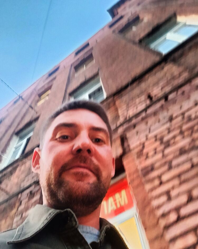  37770759  , 39 ,    -