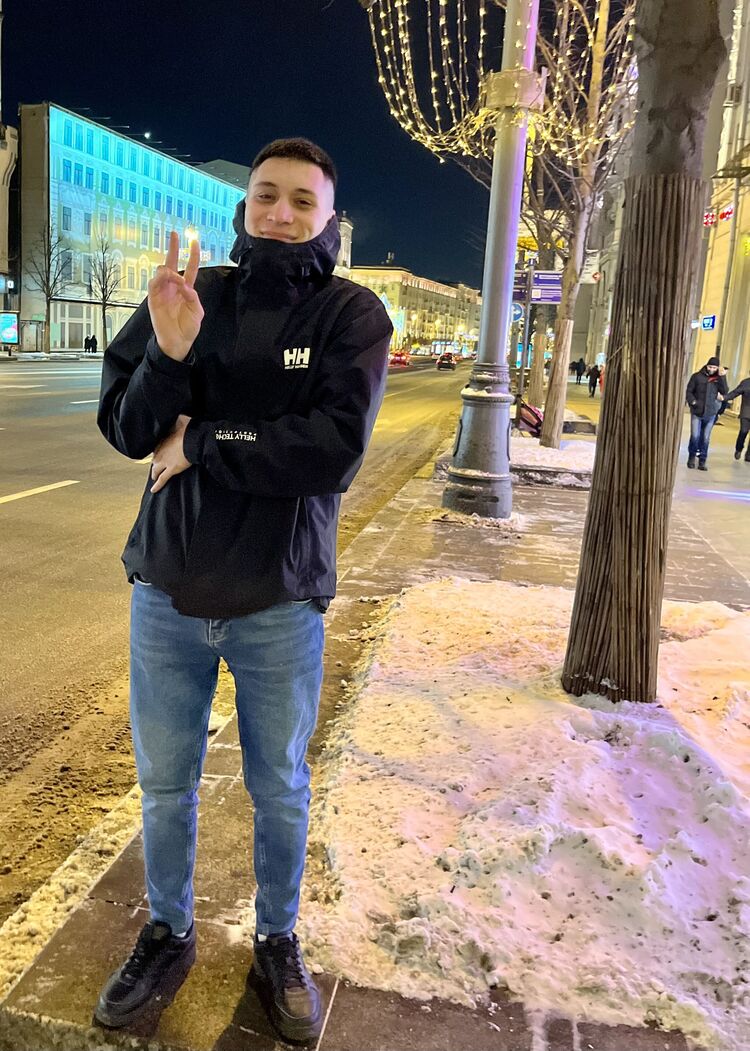  -,   , 25 ,   
