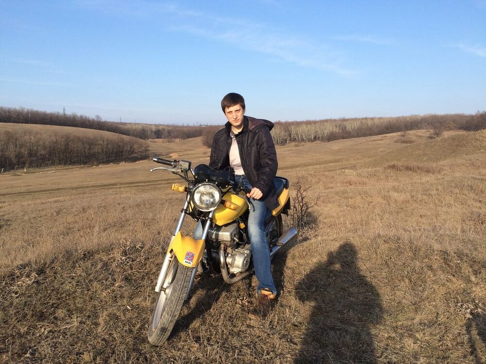  9383739  Artem, 26 ,    