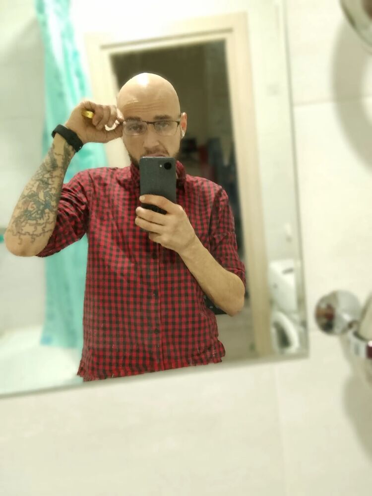  ,   Igor, 30 ,   ,   