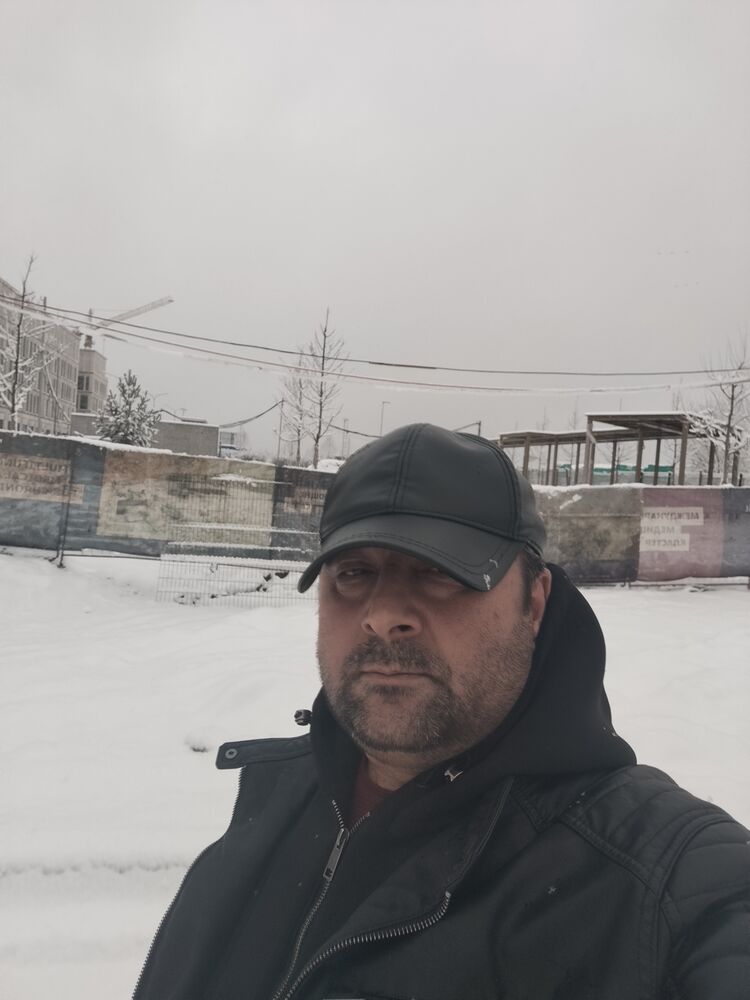  49368719  Resul, 45 ,    