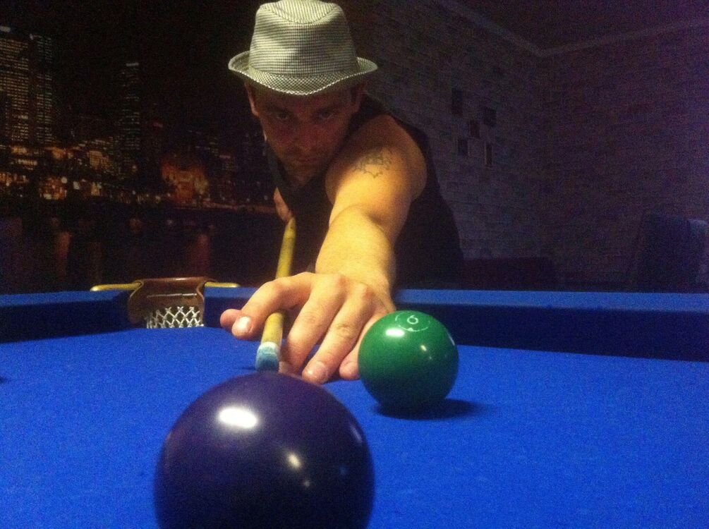  35287929  VITO, 37 ,    