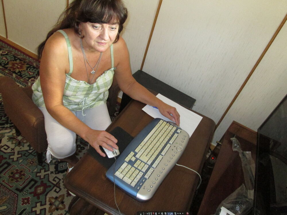  ,   Elena, 72 ,   ,   , c 