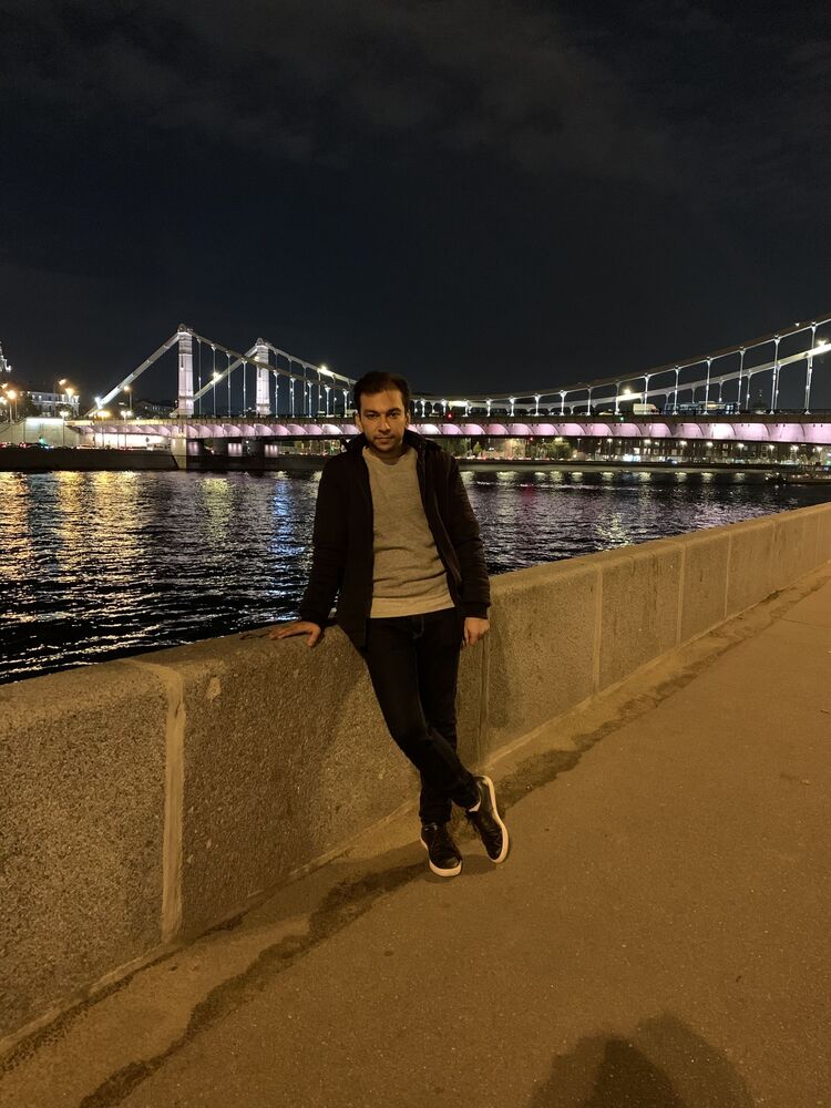  30602239  Ahmadreza, 26 ,    