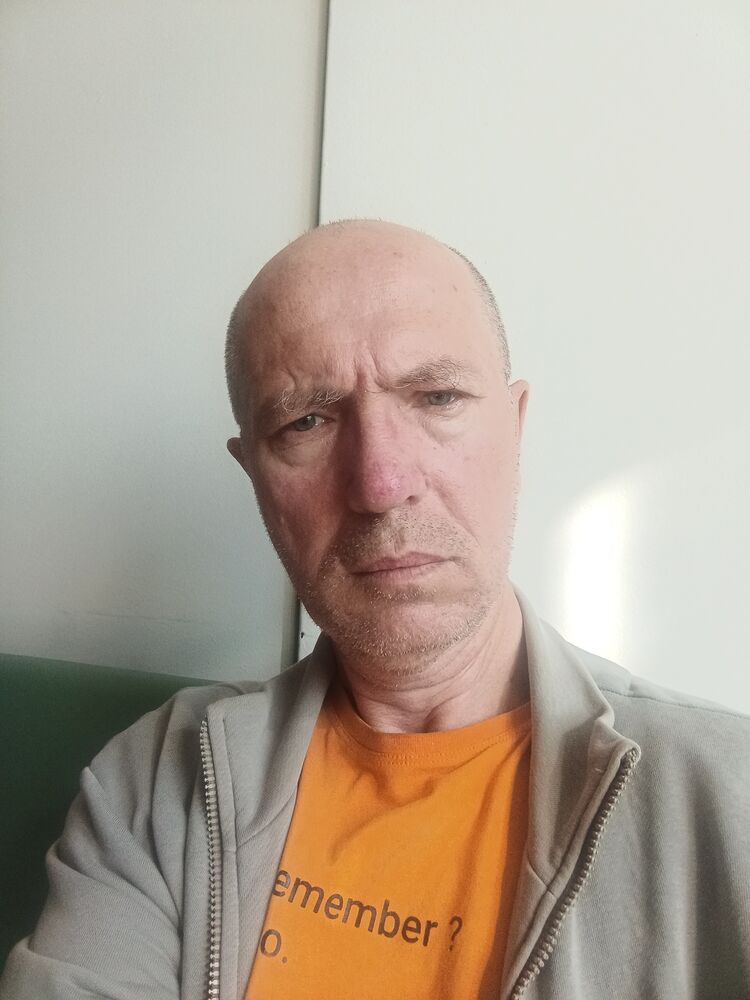  46961359  Vasily, 55 ,    