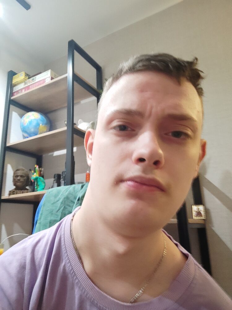  48884779  , 22 ,    