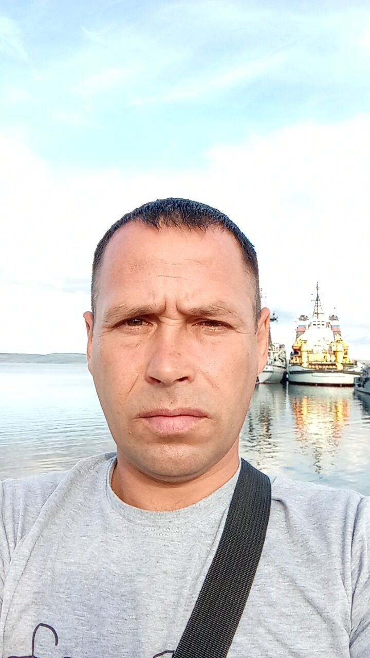  46275689  , 40 ,    