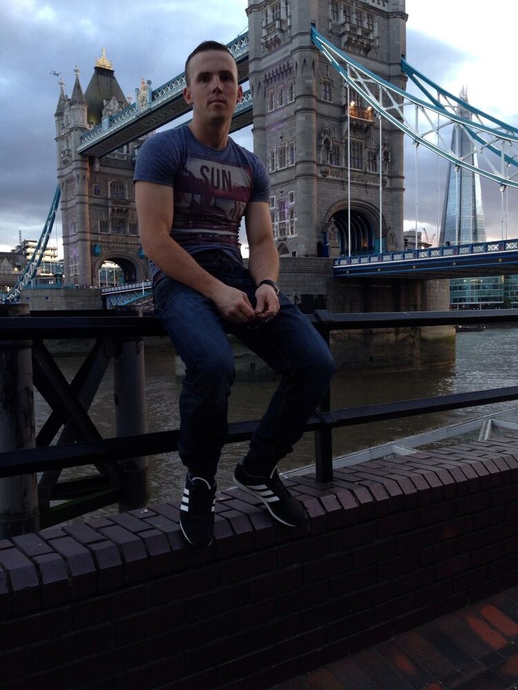  ,   Jhon, 35 ,   ,   , c 
