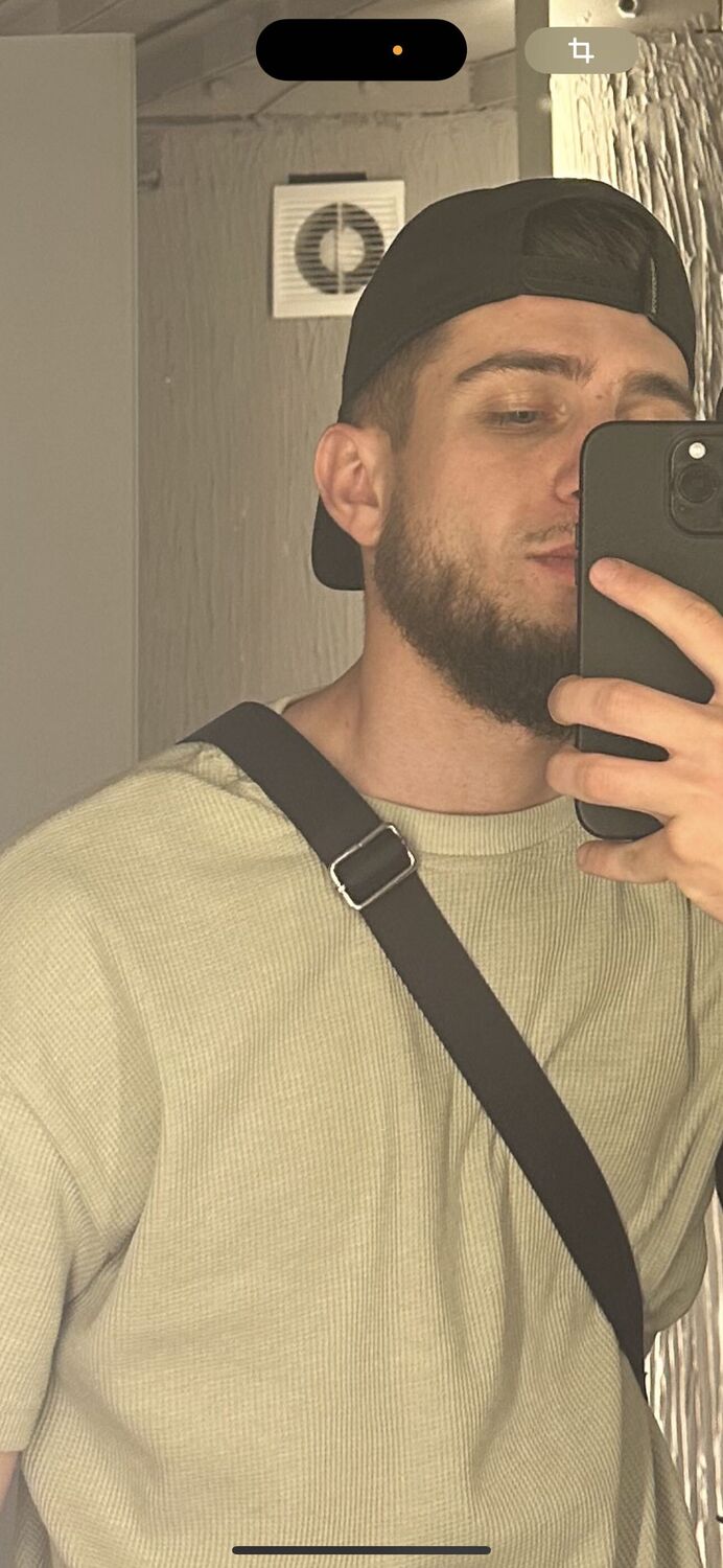  45350469  Igor, 26 ,    