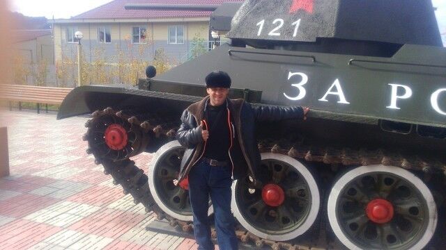  ,   Roman, 40 ,   