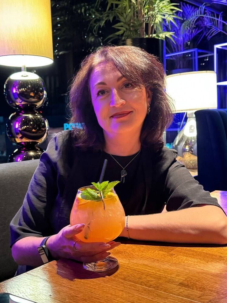  ,   , 52 ,   c 