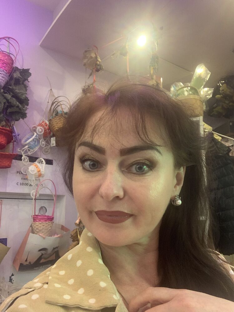  -,   , 52 ,  