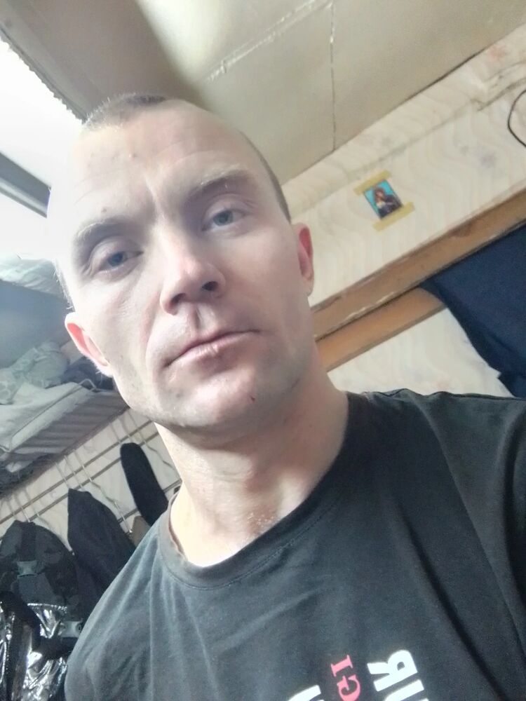  44958689  , 33 ,    