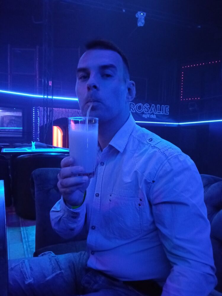  30057589  , 39 ,    