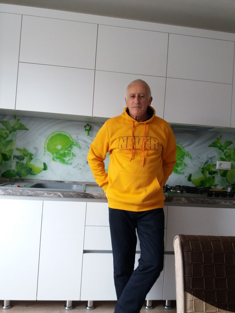  ,   Valeri, 68 ,   ,   