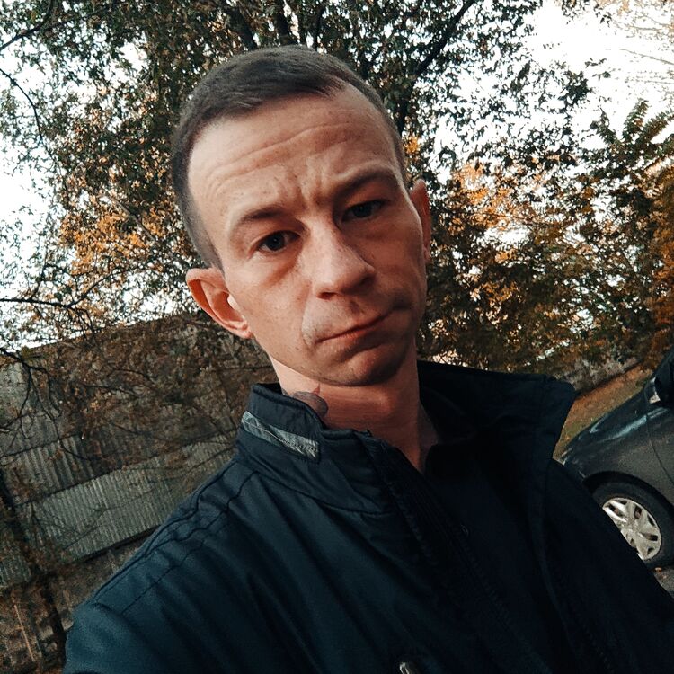  --,   Anton, 31 ,   ,   , c , 