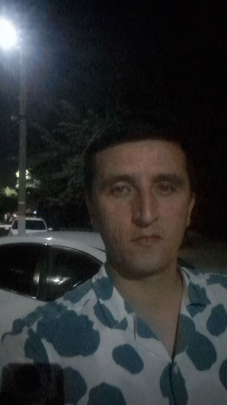  ,   Farhod, 24 ,   ,   