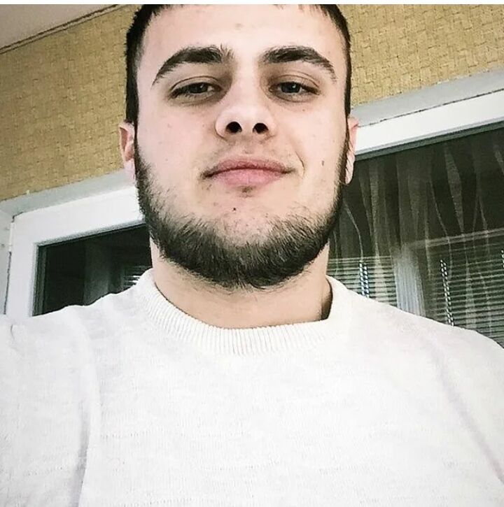  49529669  , 33 ,    