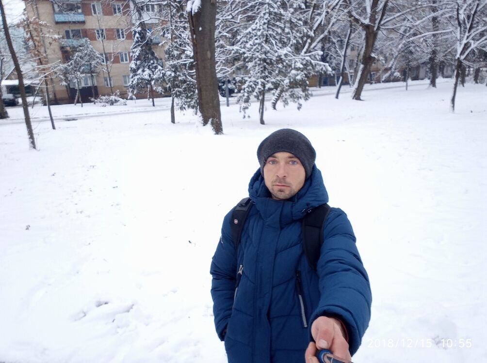  15561829  Sergjjs, 39 ,    