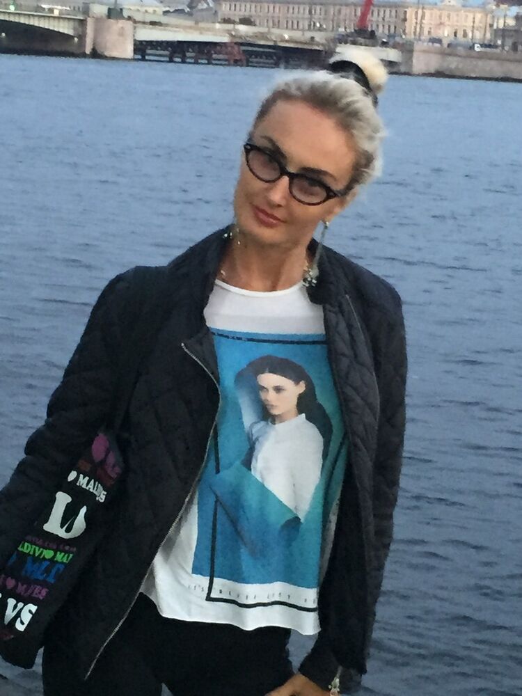  8074899  , 39 ,    -