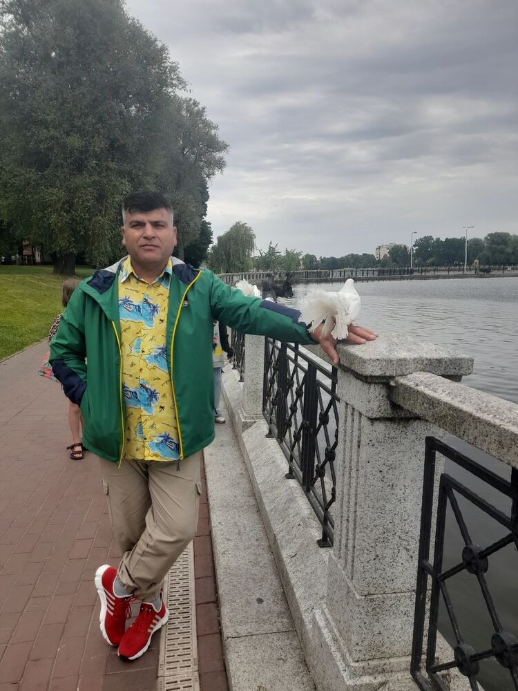  ,   Zafar, 48 ,   ,   