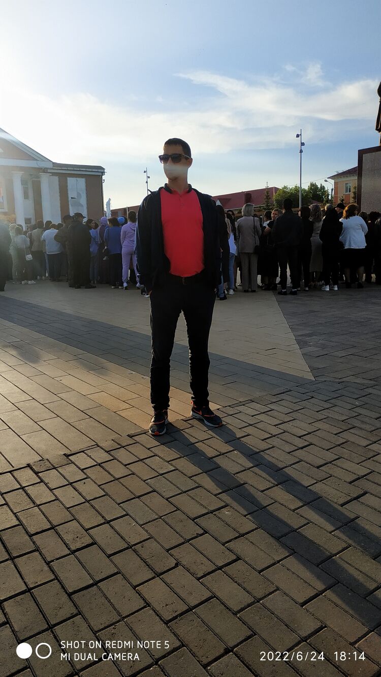  28048379  Ilnur, 41 ,    