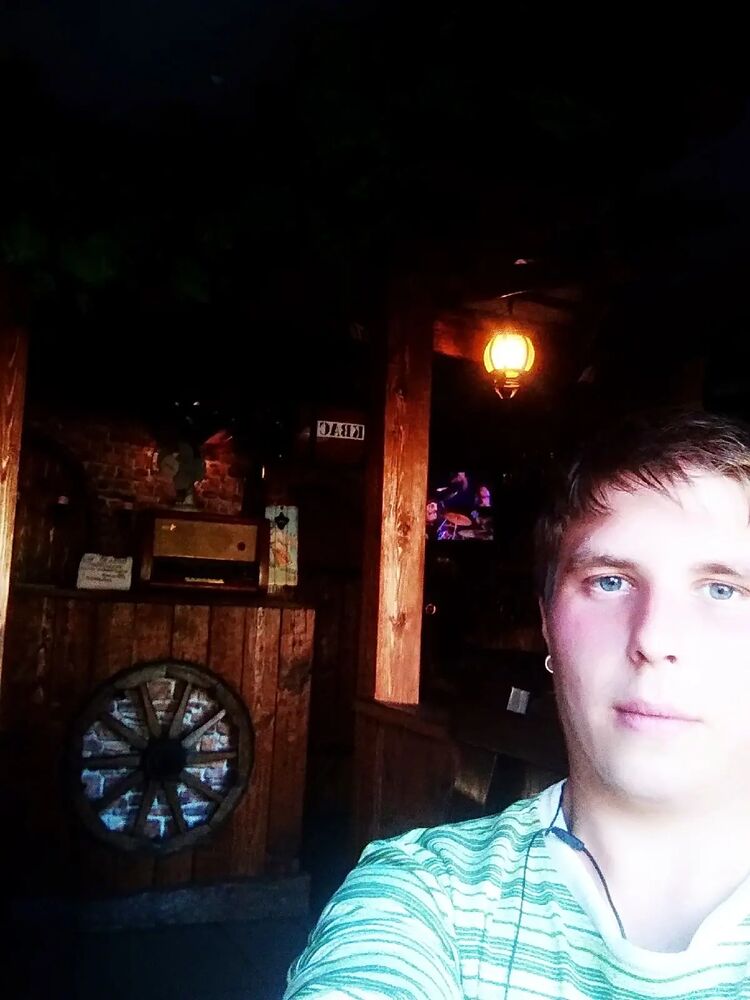  ,   Vladislav, 28 ,   ,   , c , 