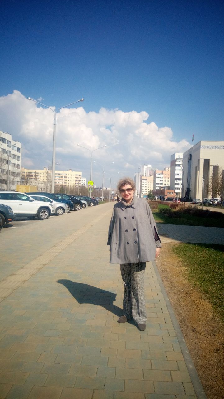 46583999  Iryna, 60 ,    