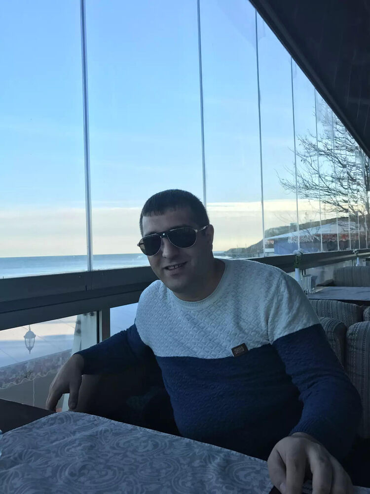  ,   ARMEN, 39 ,   ,   , c 