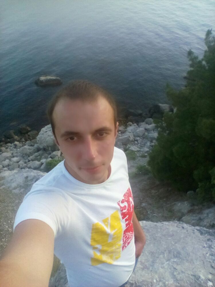  40597879  , 35 ,    