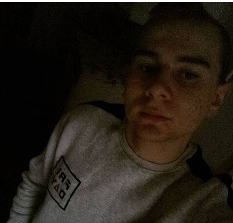  ,   Alex, 24 ,   ,   