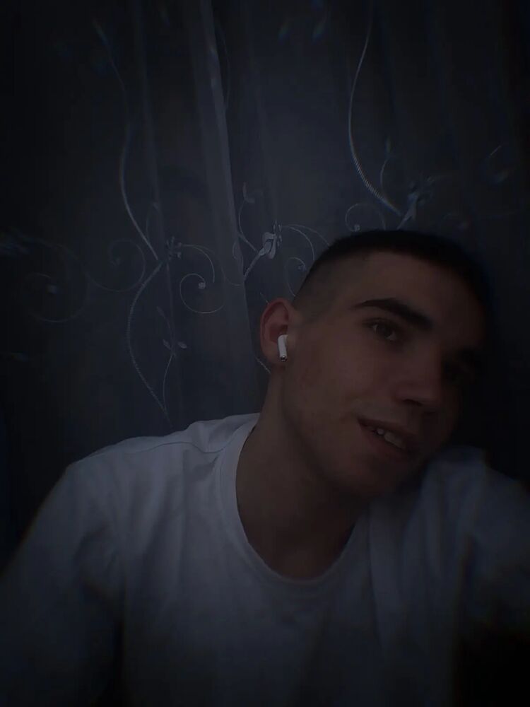  26059939  , 21 ,    