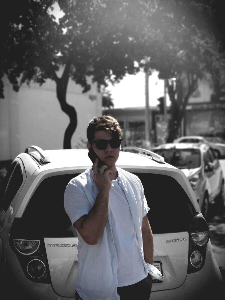  20353509  Alex, 29 ,    