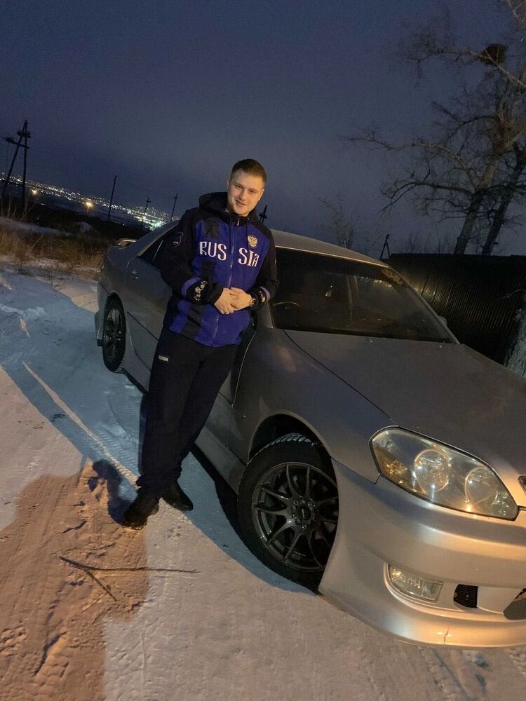  51307579  Andrey, 25 ,    