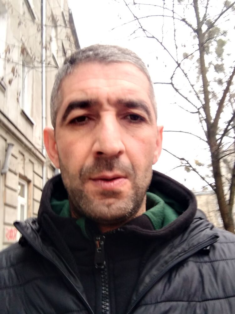  ,   Levan, 45 ,   ,   