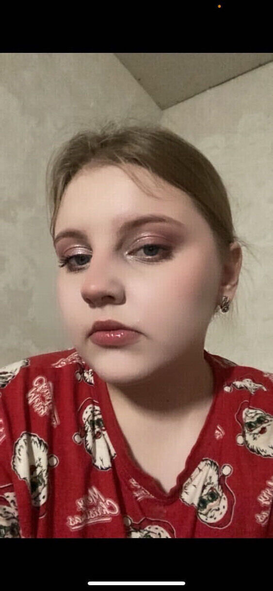  ,   Sasha, 18 ,   ,   