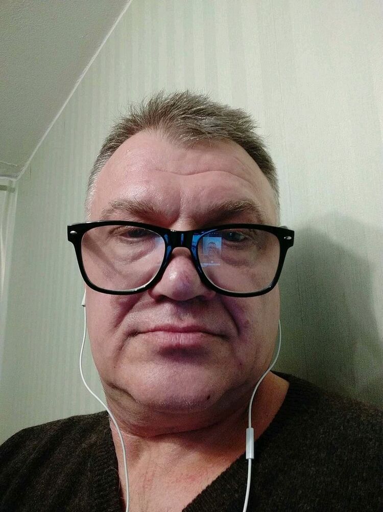  18867879  Igor, 58 ,    -