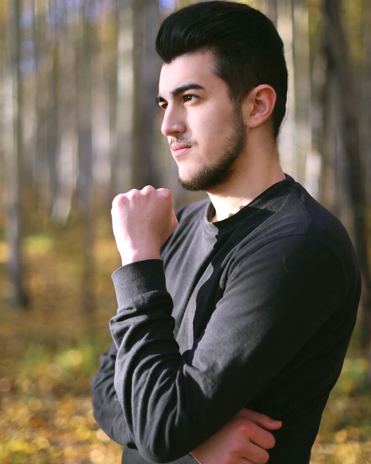  49145999  Alex, 26 ,    