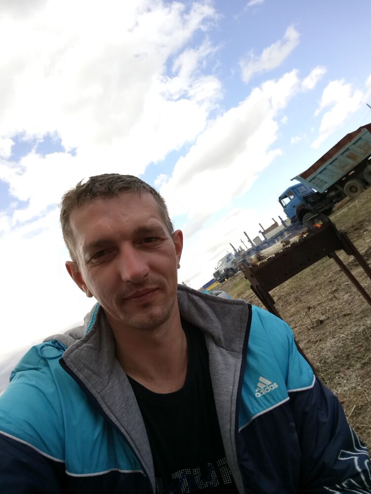  49725439  , 44 ,    