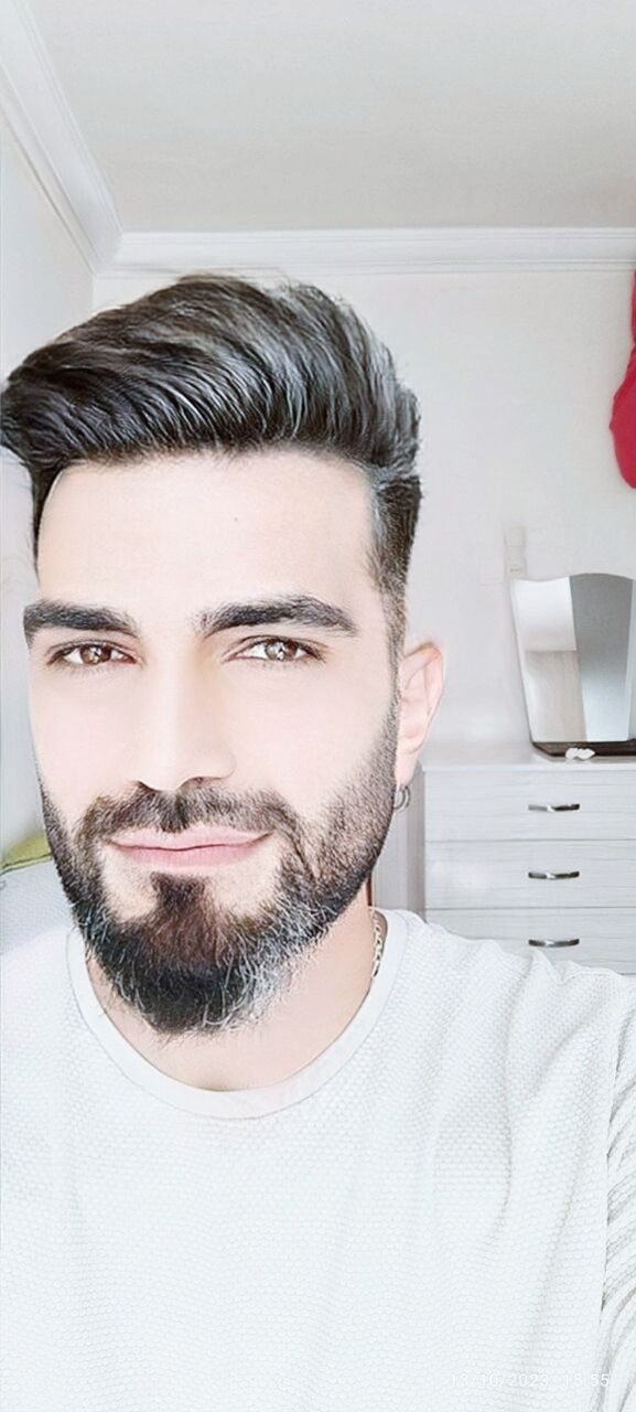  ,   Sultan, 43 ,   ,   