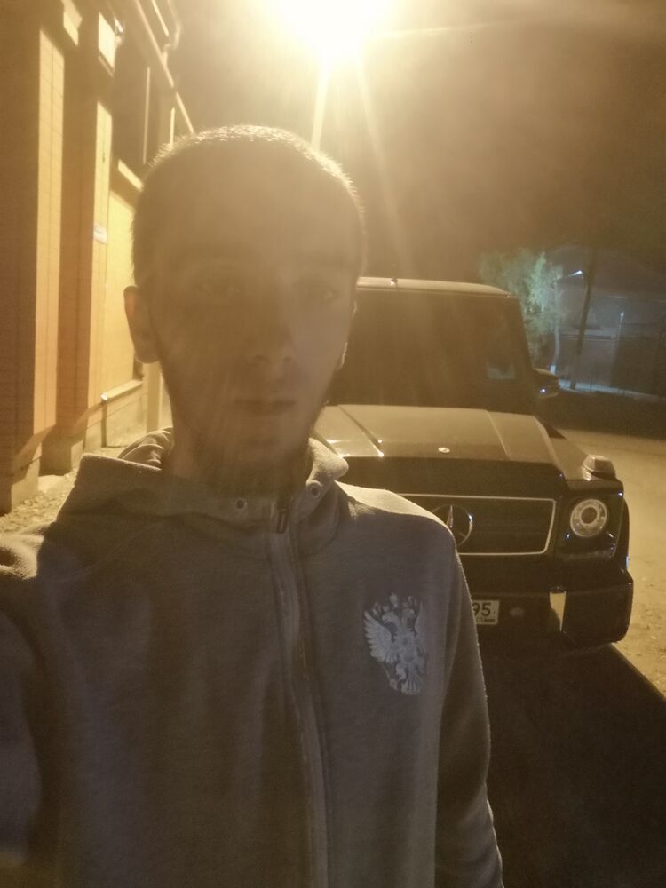  29658449  , 23 ,    