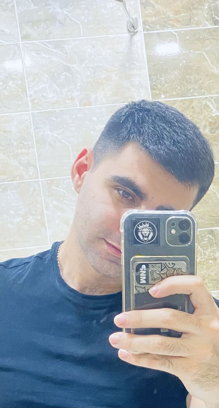  ,   Aram, 32 ,   ,   