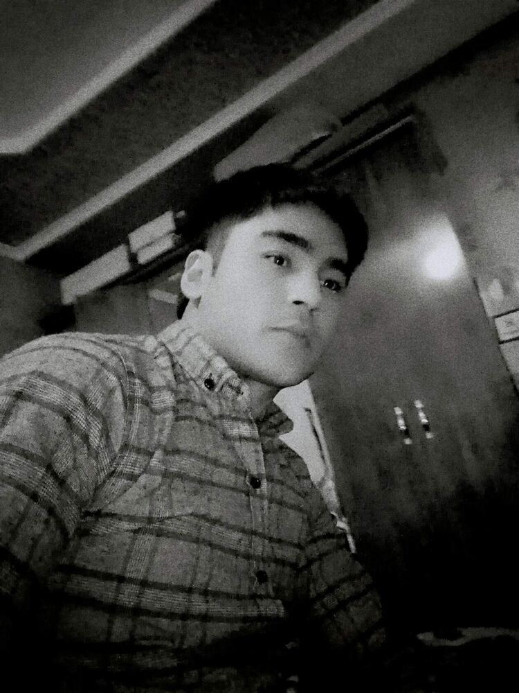  43282419  Joha, 33 ,    