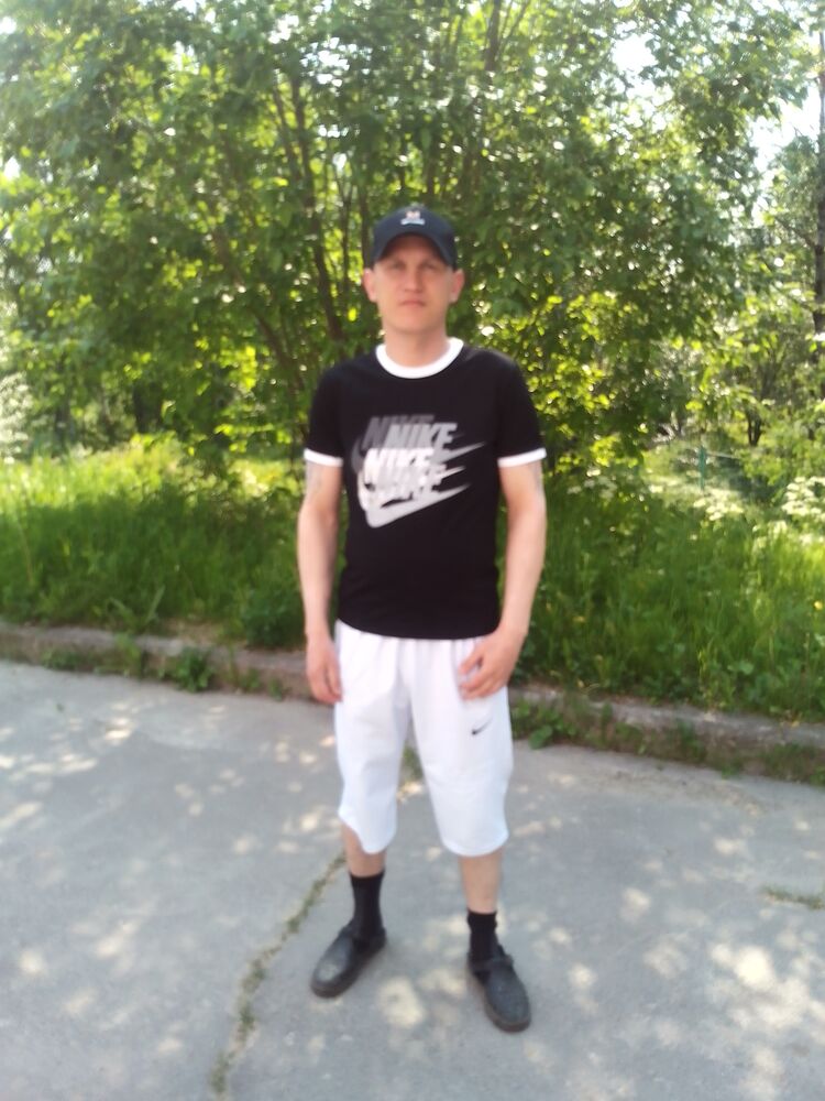  35346839  Alexander, 37 ,    -