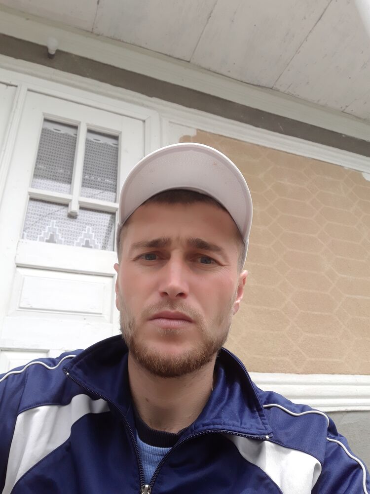  ,   Vali, 33 ,   ,   