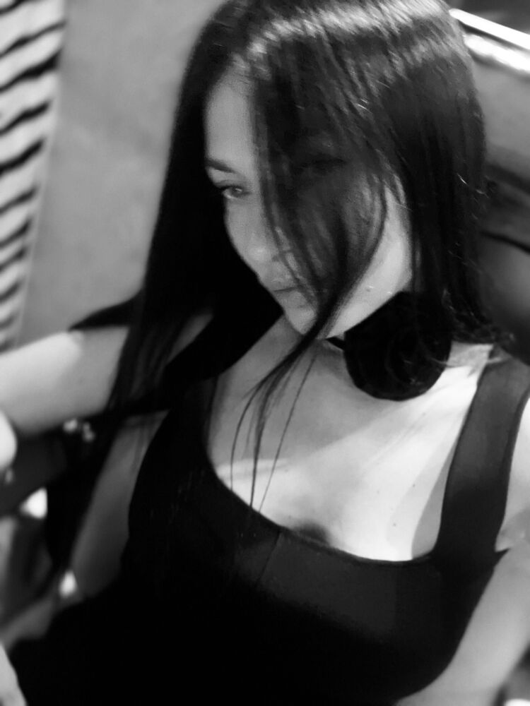  48829499  Olga, 43 ,    
