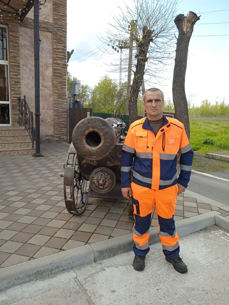  35338429  , 45 ,    