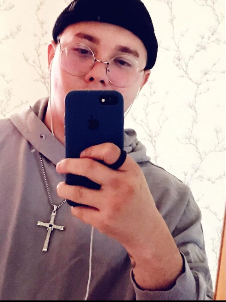  34302609  , 23 ,    