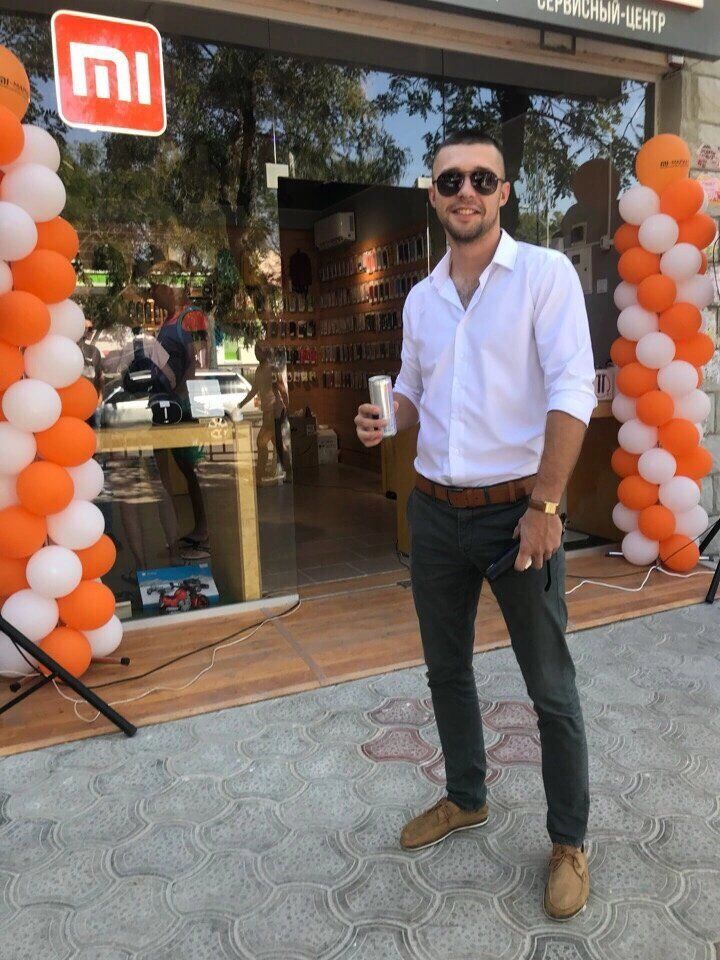  ,   Maxim, 38 ,   ,   , 