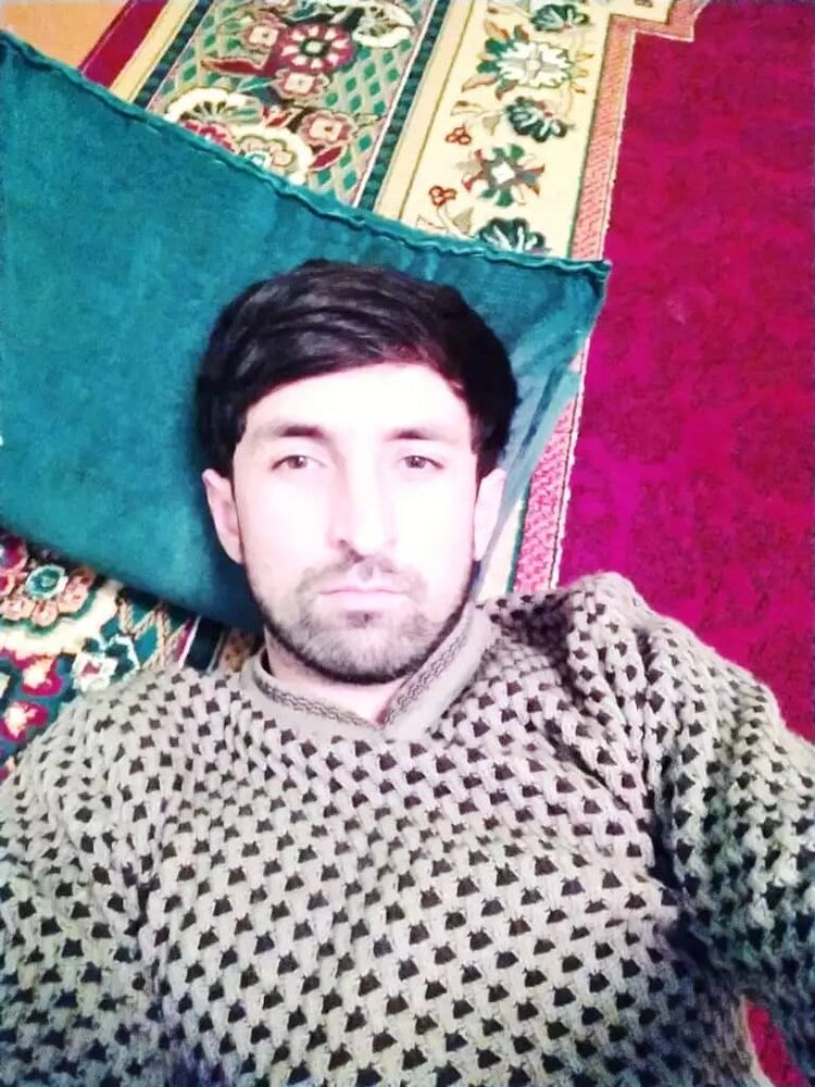  ,   Zafar, 33 ,     , c 